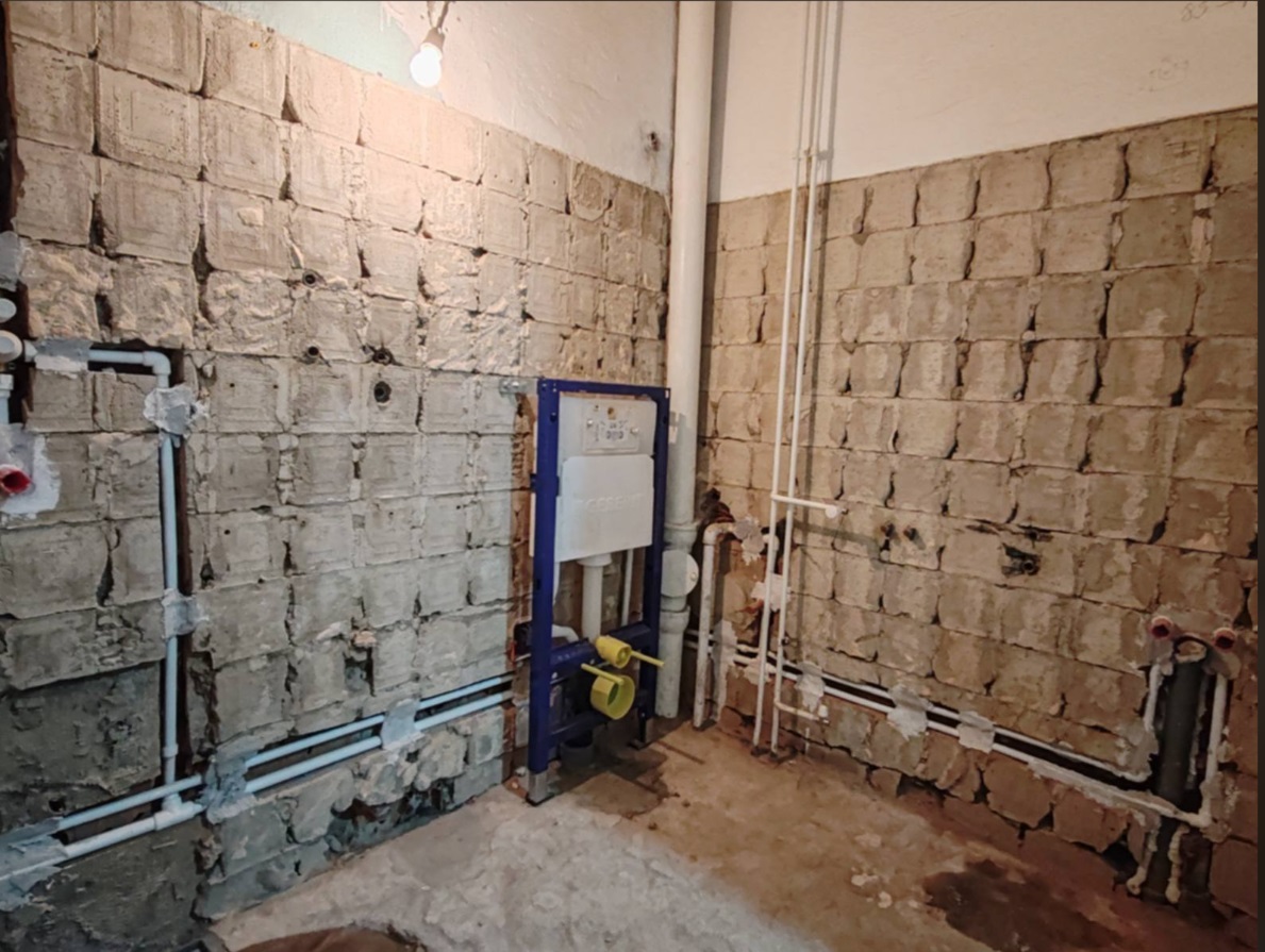 Ugradnja Geberit UP rama za WC šolju u zid — nove vodovodne instalacije Niš